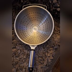 Vintage Premium Silver Colander with Handle
